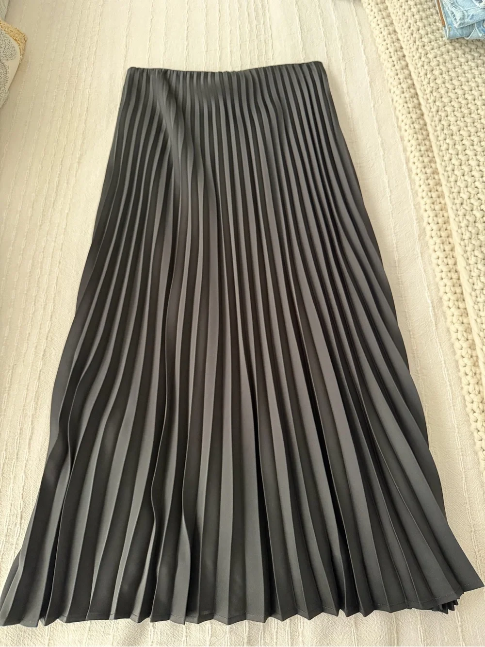J. Crew Black Pleated Midi Skirt Length 30 Waist 25/26